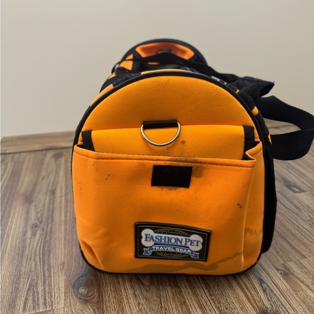 Pet travel carrier. Airline perfect great condition small. - Picture 2 of 10